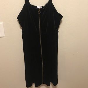 Black velvet, zip up dress.